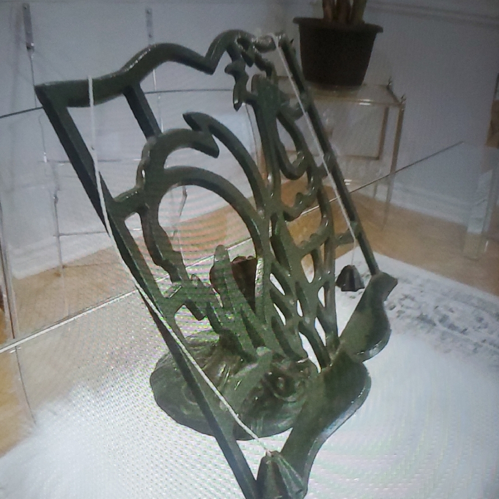Antique Cast Iron Green Rooster Cook Book Stand